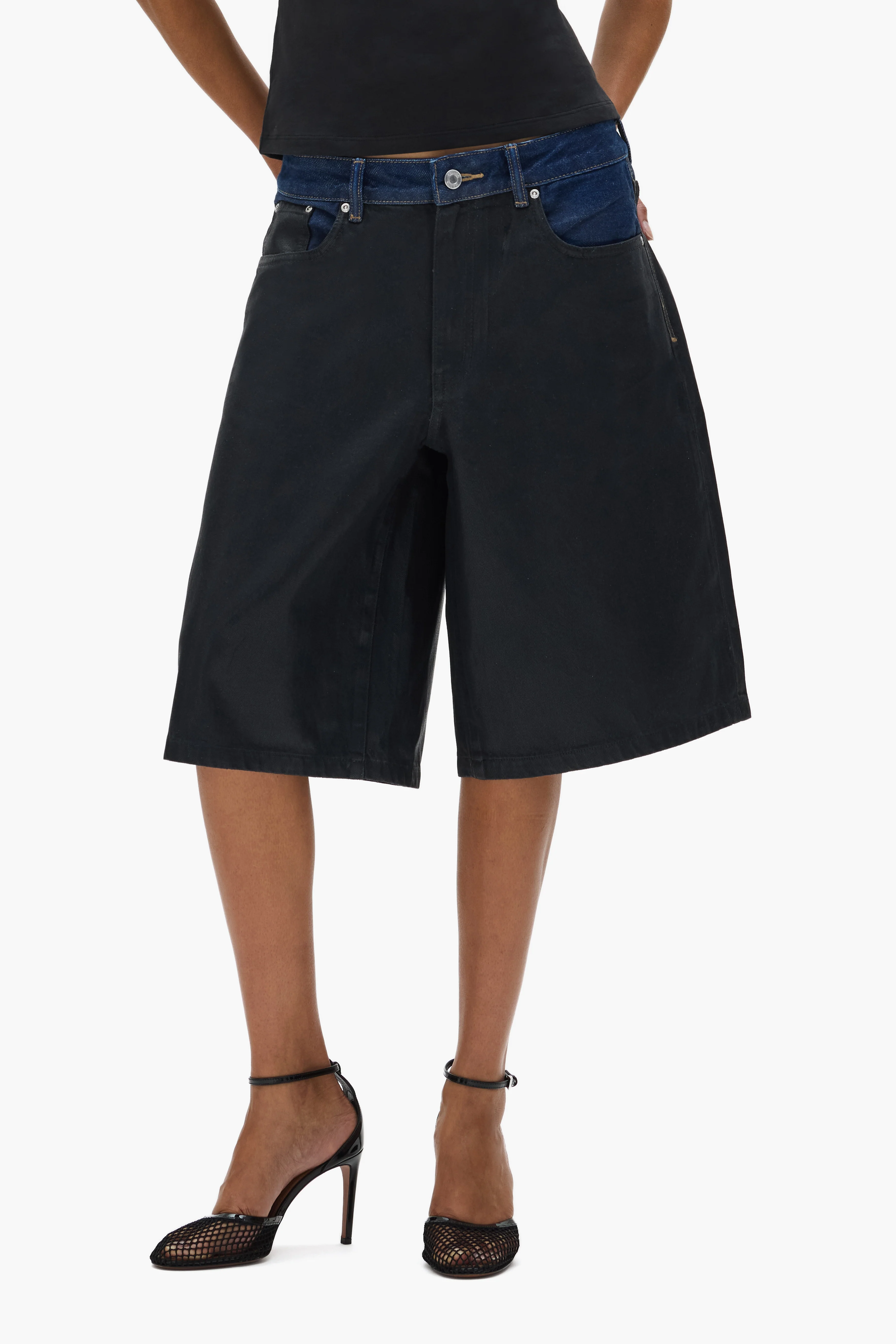 Dual Tone Short - Image 4
