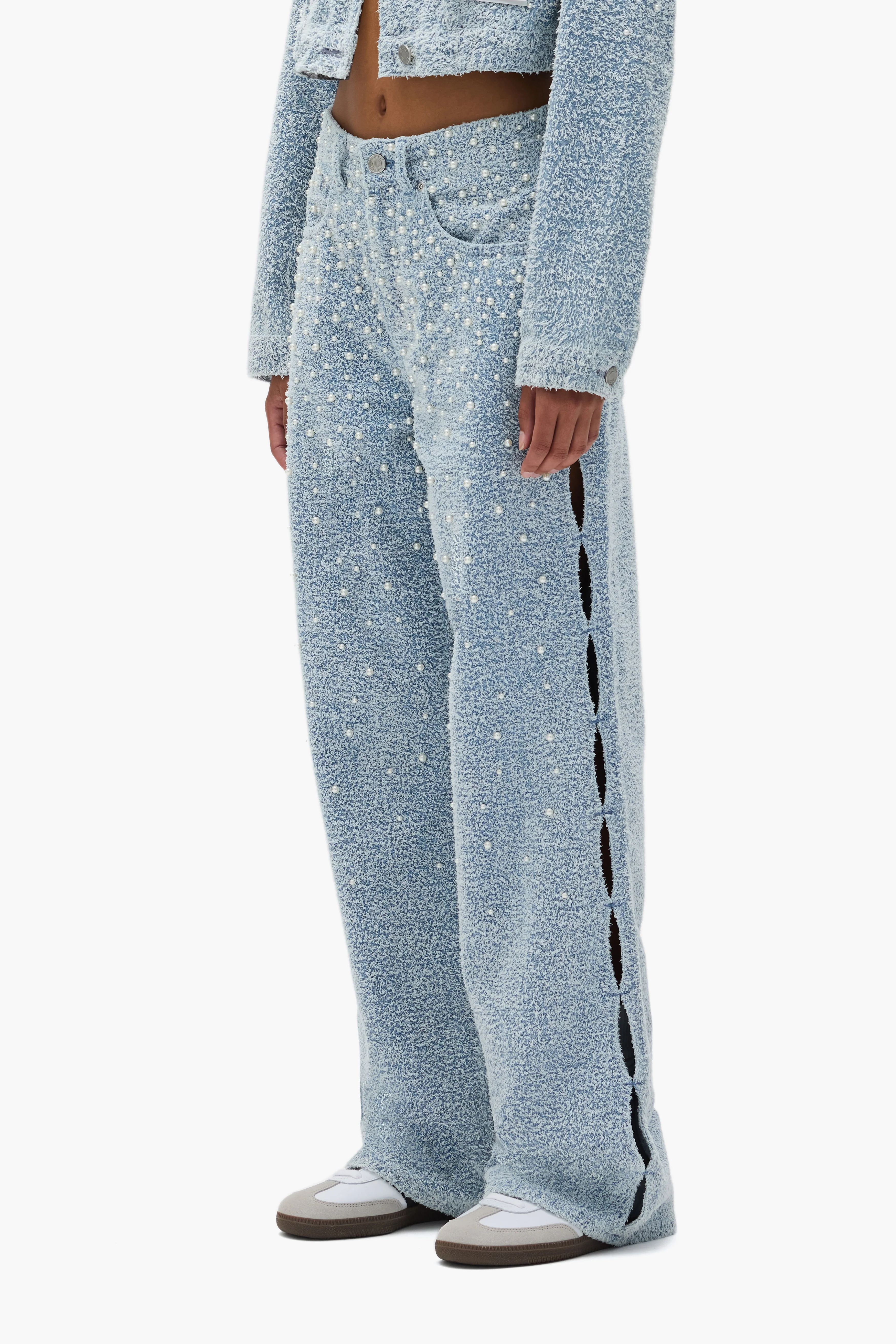 Wide Textured Pearl Cut Out - Image 2